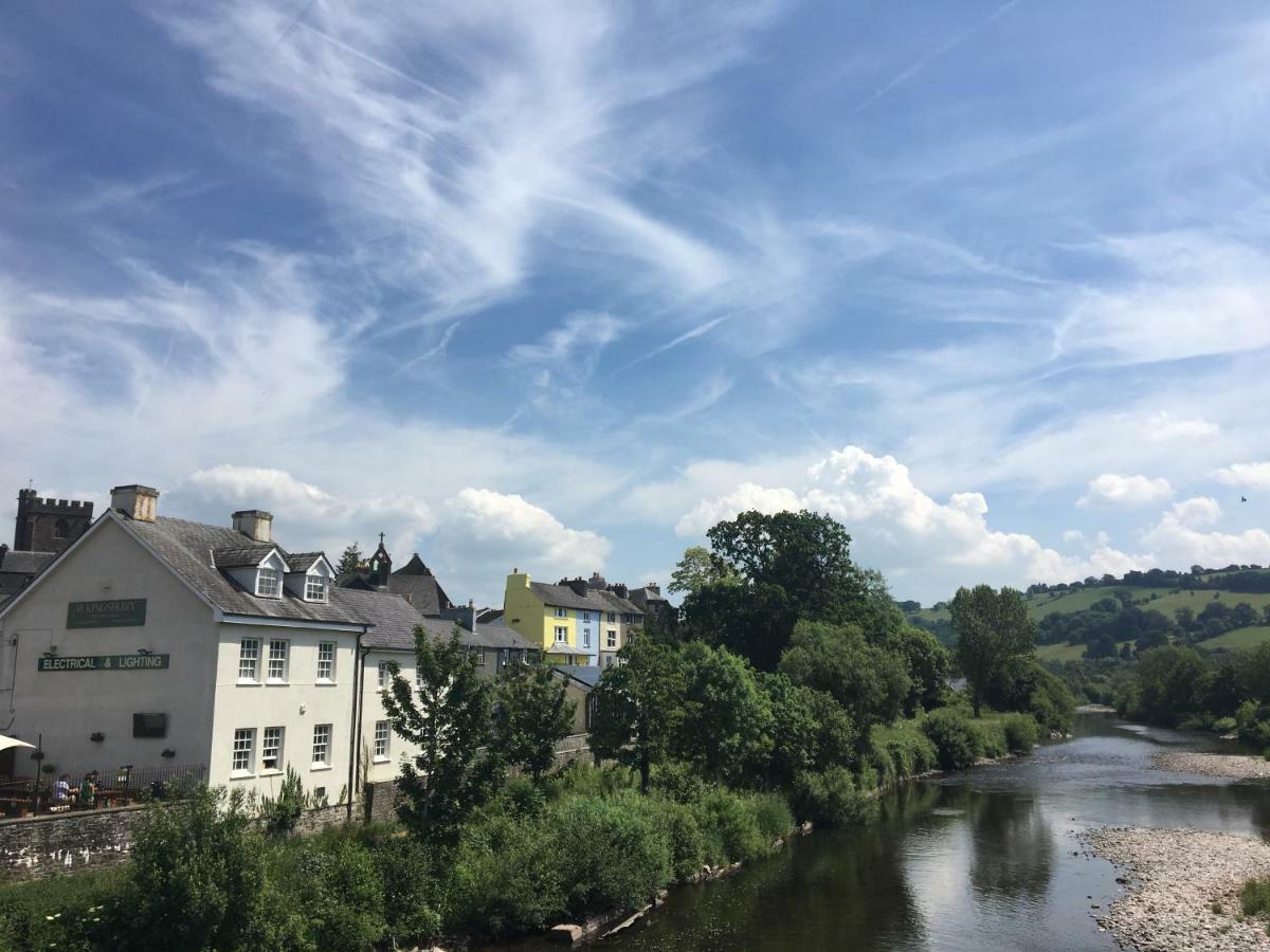 Riverside Brecon Buitenkant foto